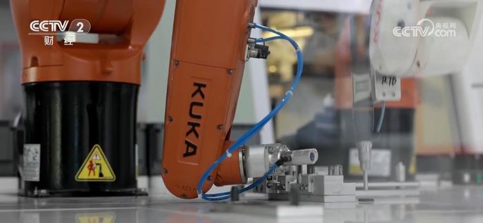 智能转型浪潮 家电行业加速工业机器人布局与自动数控设备应用